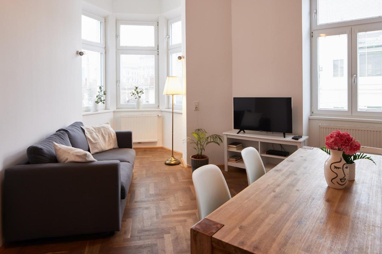 Beautiful Restored - Close To Metro - II Viena Exterior foto